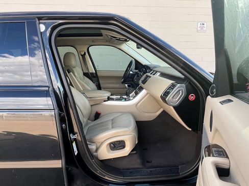 Used 2014 Land Rover Range Rover Sport HSE image 9