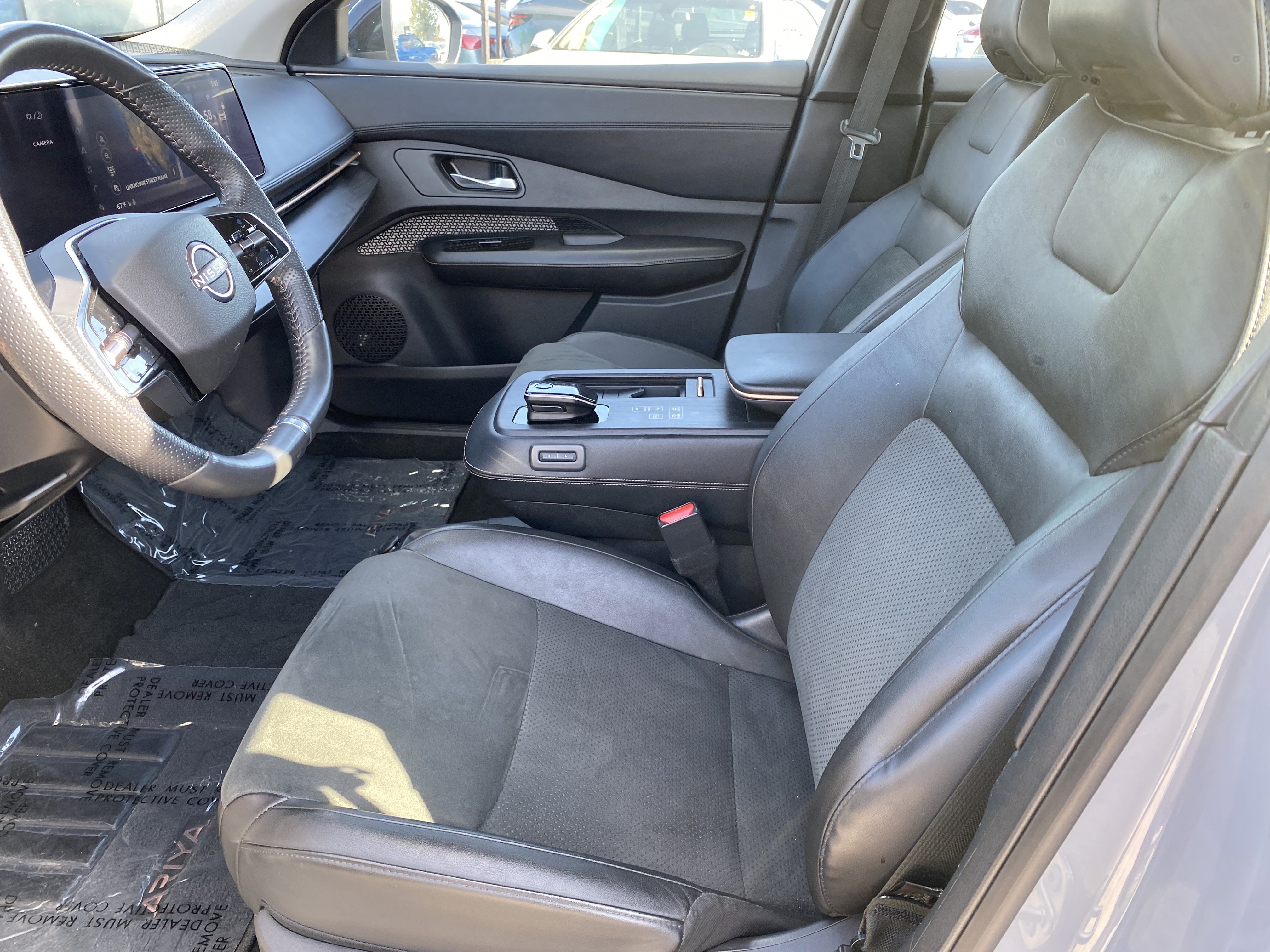 Used 2023 Nissan Ariya FWD image 16