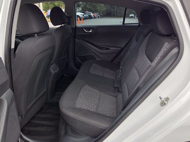 Used 2019 Hyundai Ioniq Blue FWD image 11