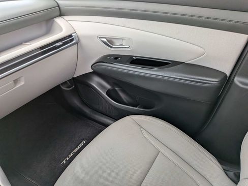 Used 2025 Hyundai Tucson Limited AWD/4WD image 20