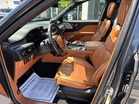 Used 2023 Lincoln Aviator Black Label Grand Touring w/ Class IV Trailer Tow Package AWD/4WD image 16