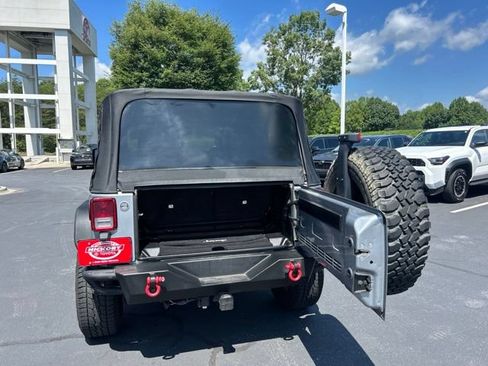 Used 2014 Jeep Wrangler Sport AWD/4WD image 9