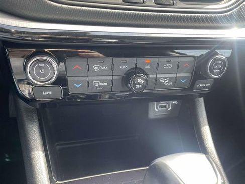 Used 2022 Jeep Compass Trailhawk w/ Sun and Sound Group image 20