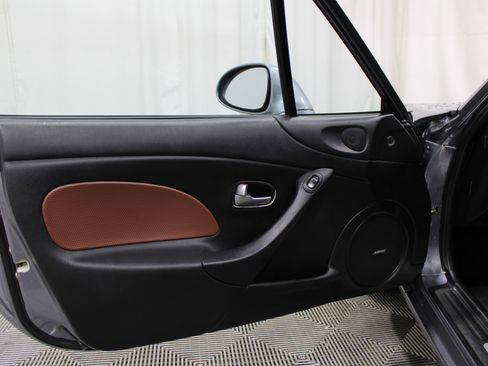 Used 2002 MAZDA MX-5 Miata SE image 6