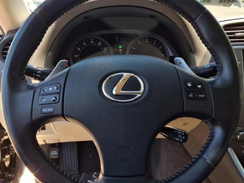 Used 2010 Lexus IS 250 w/ Premium Pkg Value Edition RWD image 11