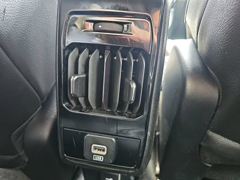 Used 2024 Jeep Compass Limited AWD/4WD image 44