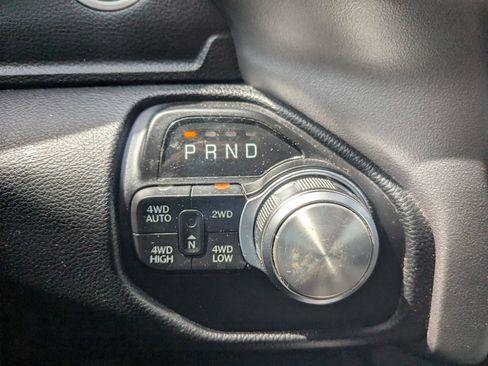 Used 2022 RAM 1500 Laramie w/ Sport Appearance Package AWD/4WD image 18