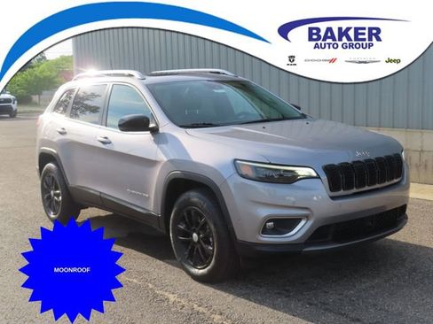 Used 2021 Jeep Cherokee Limited w/ Trailer Tow Group AWD/4WD image 1