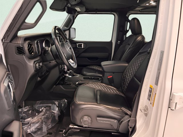 Used 2021 Jeep Wrangler Unlimited Sahara AWD/4WD image 13