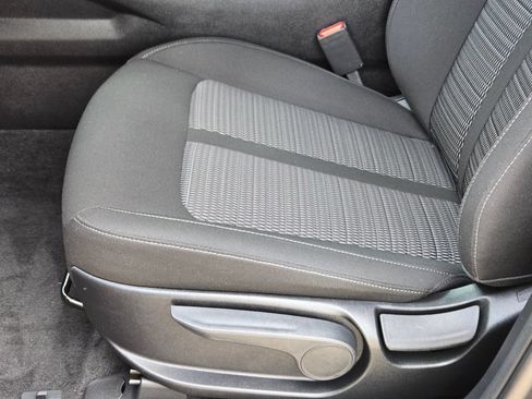 New 2026 Kia Sorento LX FWD image 17