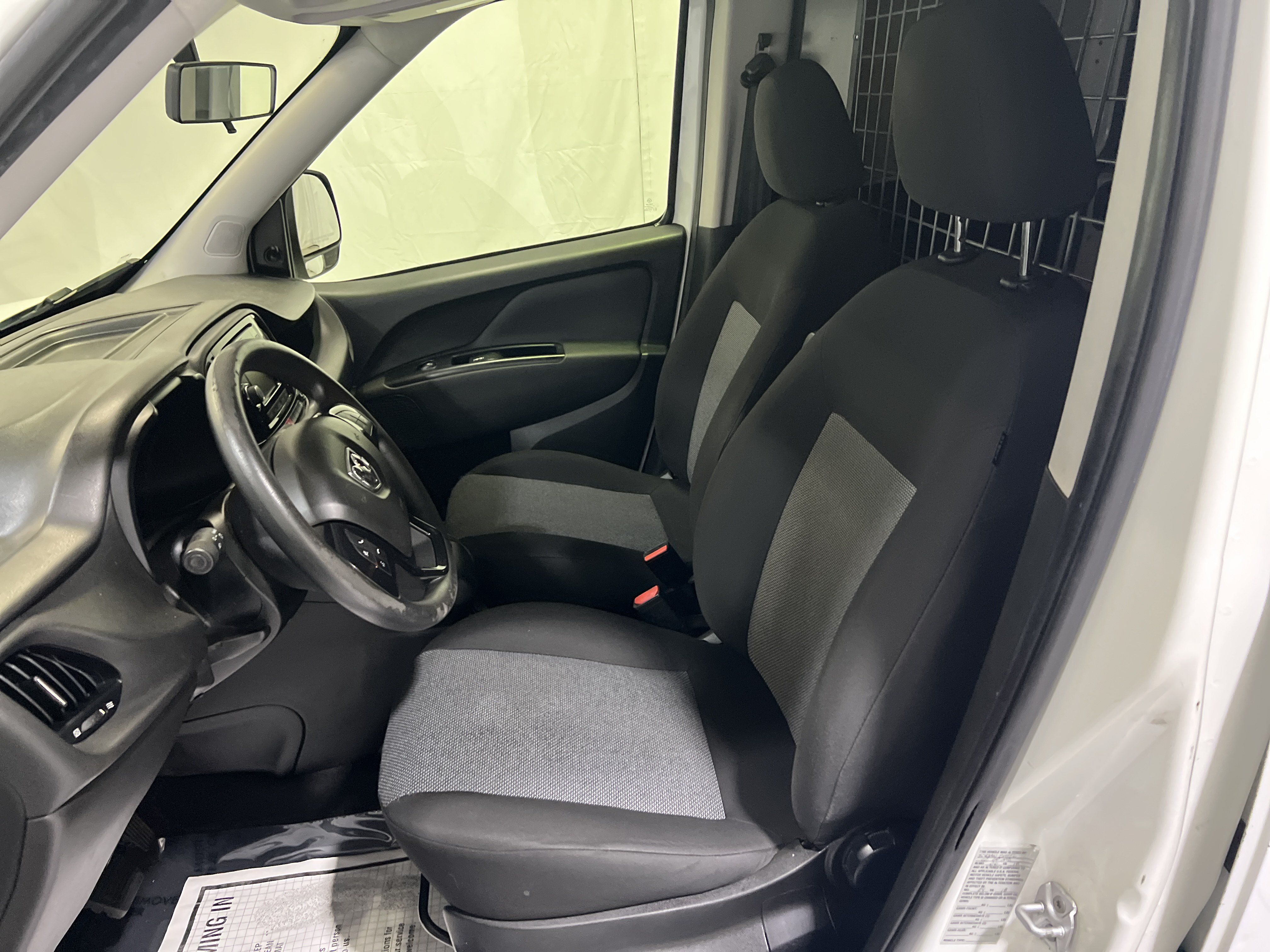 Used 2018 RAM ProMaster City Tradesman FWD image 17
