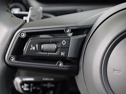 New 2026 Porsche Cayenne Coupe AWD/4WD image 27