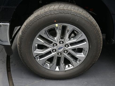 New 2025 Ford F150 Lariat w/ Equipment Group 502A High image 12