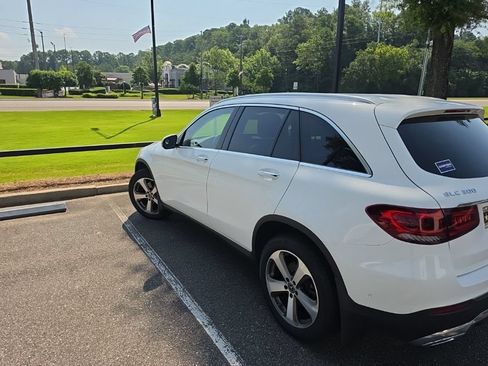 Used 2020 Mercedes-Benz GLC 300 image 18