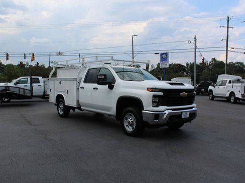 Used 2024 Chevrolet Silverado 2500 W/T w/ WT Convenience Package RWD image 9