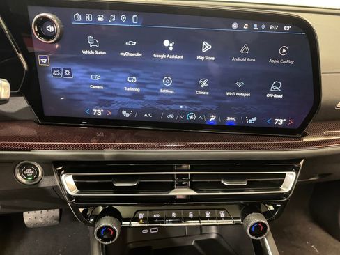 New 2026 Chevrolet Traverse Z71 w/ Driver Confidence Package AWD/4WD image 14