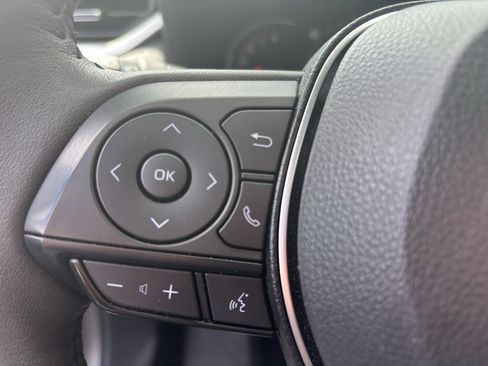 Used 2025 Toyota RAV4 XLE Premium w/ Weather Package FWD image 11