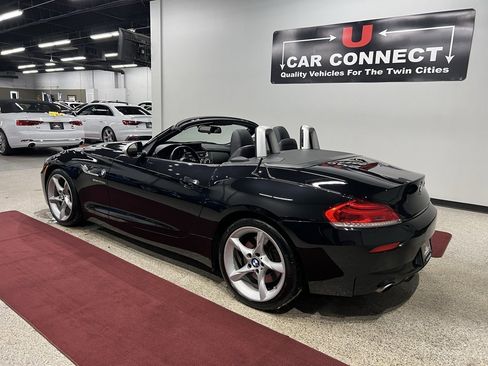 Used 2015 BMW Z4 sDrive35is image 17
