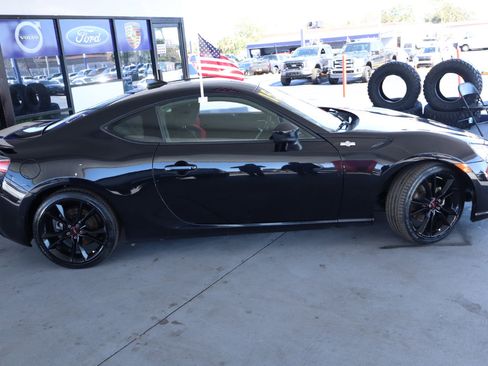 Used 2016 Scion FR-S 2dr Cpe Man (Natl) image 4