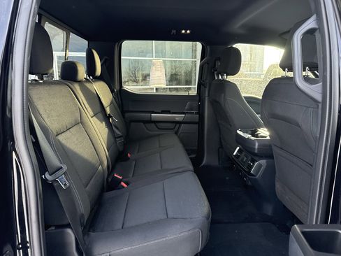 Used 2022 Ford F150 XLT w/ Equipment Group 302A High image 6