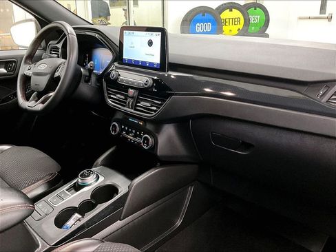 Used 2024 Ford Escape ST-Line AWD/4WD image 14