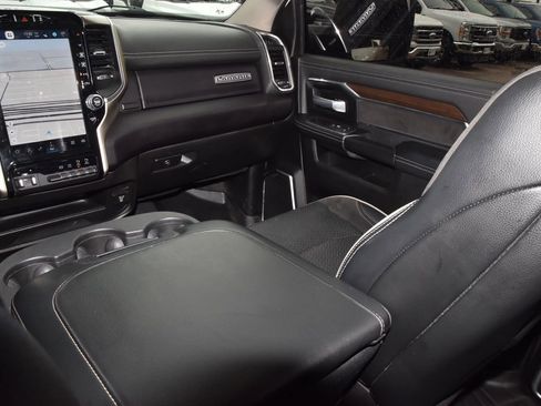 Used 2024 RAM 2500 Laramie image 17