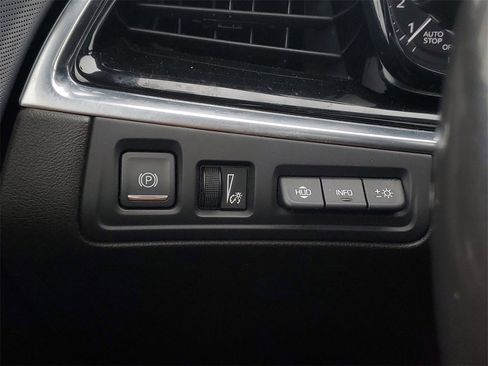 Used 2021 Cadillac XT6 Premium Luxury image 19