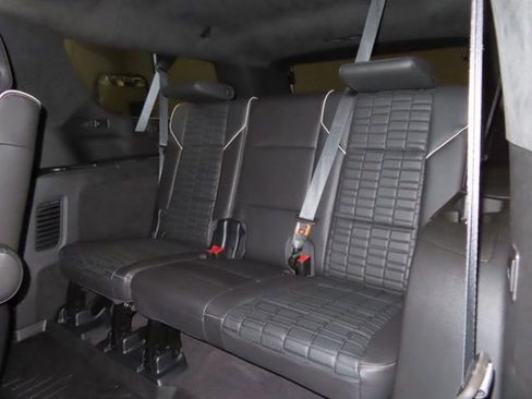 Certified 2023 Cadillac Escalade ESV Sport Platinum w/ LPO, ONYX Package image 20