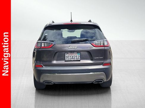 Used 2019 Jeep Cherokee Limited w/ Luxury Group FWD image 5