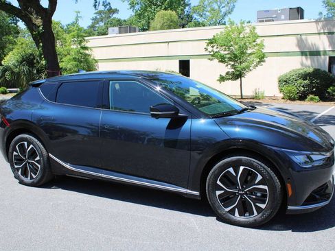 New 2023 Kia EV6 Wind image 4