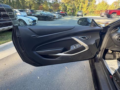 Used 2019 Chevrolet Camaro LT image 14