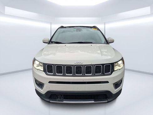 Used 2018 Jeep Compass Limited w/ Navigation Group AWD/4WD image 8