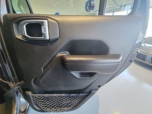 Used 2021 Jeep Wrangler Unlimited Sport AWD/4WD image 23