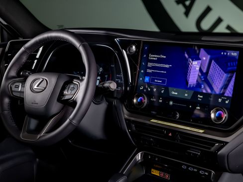Used 2026 Lexus TX 350 AWD w/ Technology Package image 27