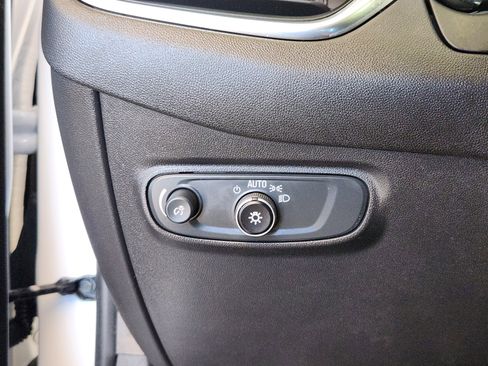 Certified 2024 Chevrolet Equinox LT image 23