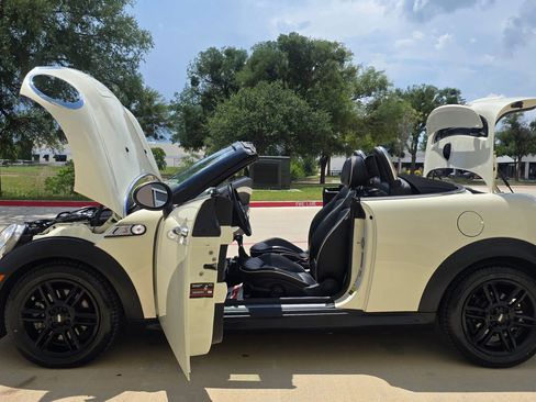 Used 2014 MINI Cooper Roadster S FWD image 19