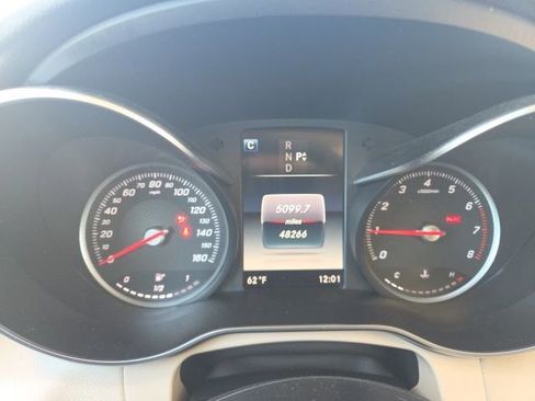 Used 2019 Mercedes-Benz GLC 300 4MATIC image 19