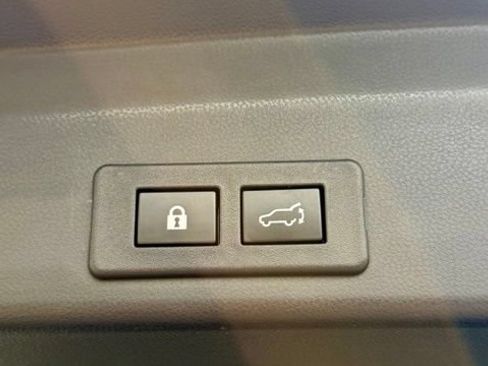 Used 2025 Subaru Ascent Touring AWD/4WD image 30
