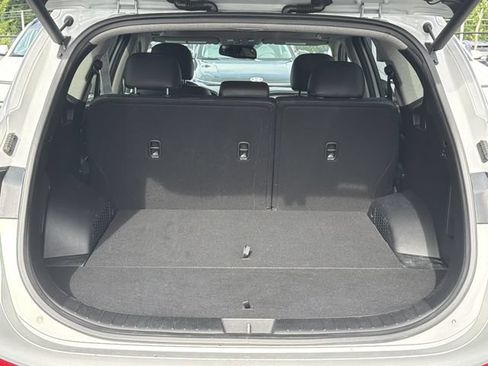 Used 2019 Hyundai Santa Fe FWD image 18