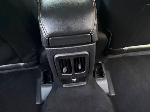 Used 2020 Jeep Compass Latitude AWD/4WD image 24