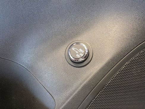 Used 2023 Buick Envision Preferred AWD/4WD image 16