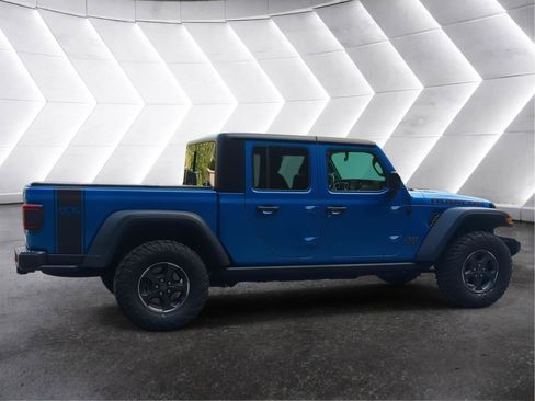 Used 2023 Jeep Gladiator Rubicon w/ LED Lighting Group AWD/4WD image 2