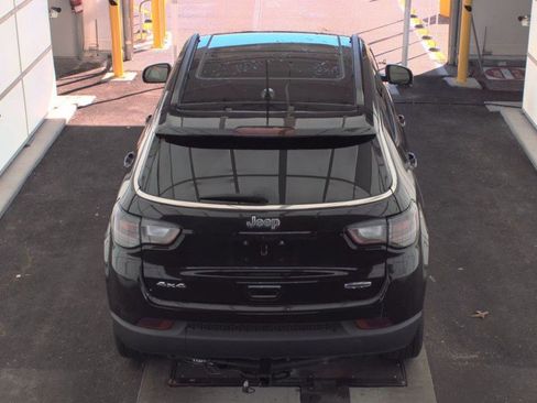 Used 2022 Jeep Compass Latitude w/ Sun and Sound Group image 6