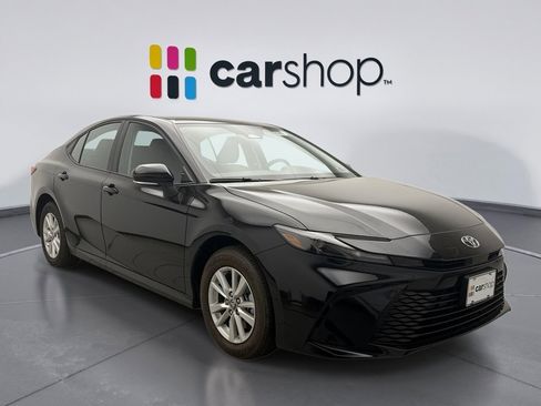 Used 2026 Toyota Camry LE w/ Convenience Package AWD/4WD image 5