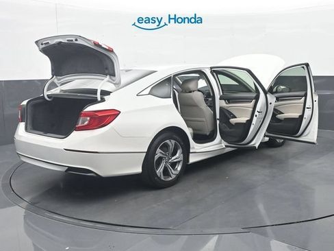 Used 2018 Honda Accord EX image 40