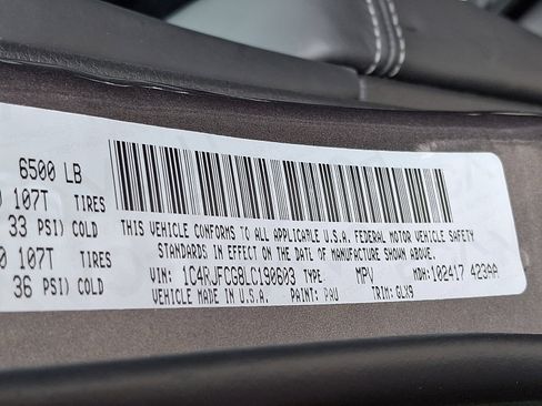 Used 2020 Jeep Grand Cherokee Overland image 28