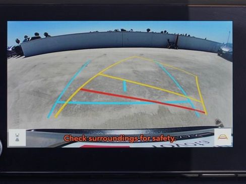 Used 2024 Toyota RAV4 LE AWD/4WD image 24