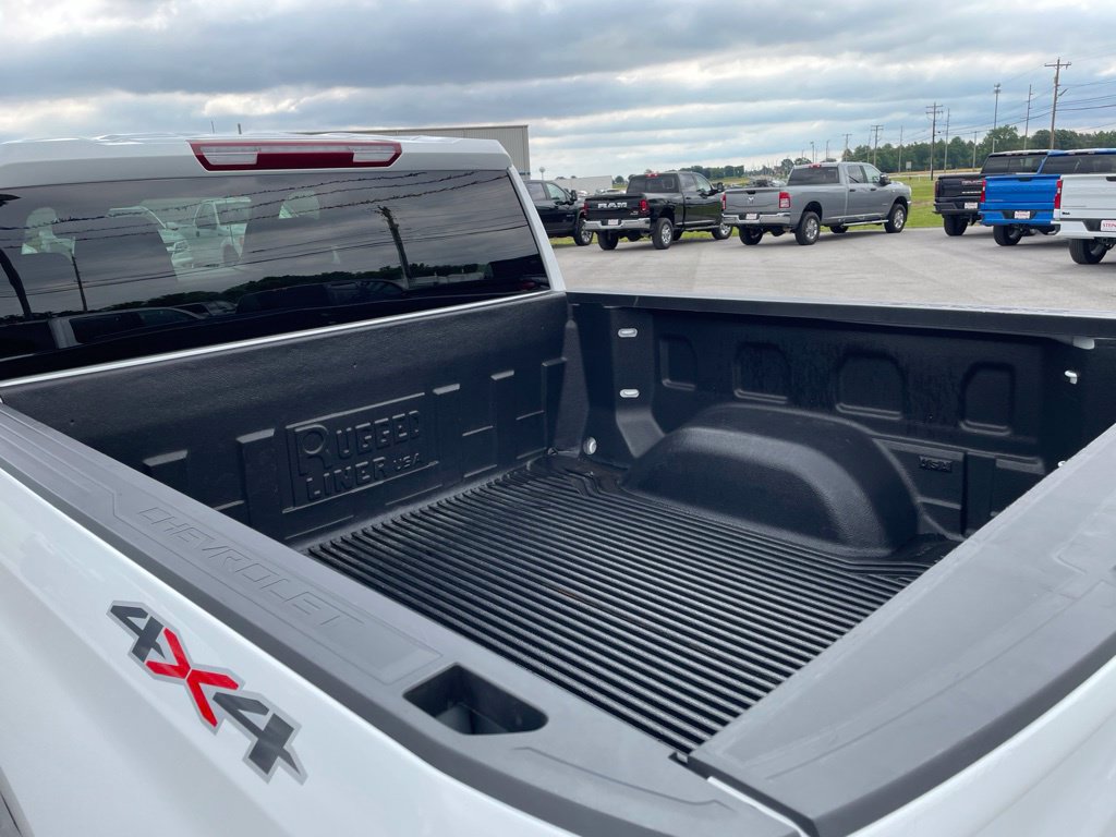 Used 2026 Chevrolet Silverado 1500 RST AWD/4WD image 5