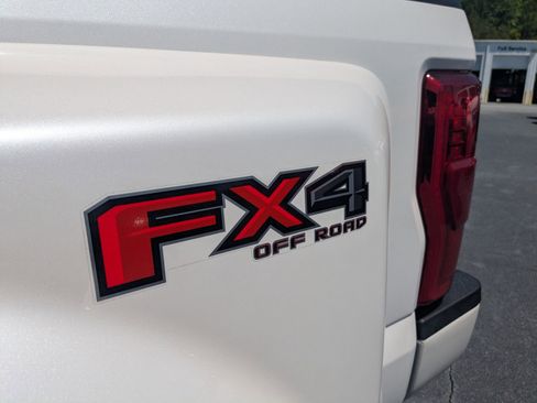 Used 2019 Ford F350 Platinum w/ Platinum Ultimate Package AWD/4WD image 30