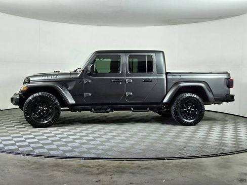 Used 2021 Jeep Gladiator Sport AWD/4WD image 3